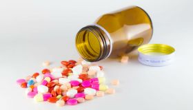 Allarme antibiotici, morti 214mila neonati nel mondo. Cosa sta succedendo