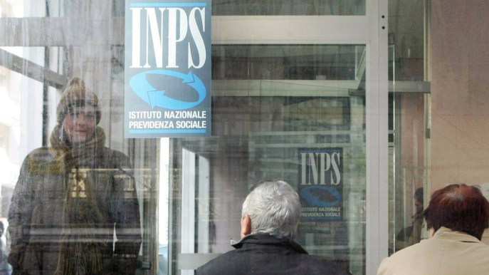Pensione in anticipo a Marzo per chi usa il bancomat