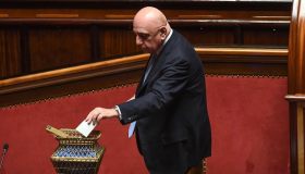 Il parlamentare più ricco arriva dal mondo del calcio