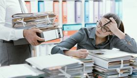 Lavorare durante le ferie: come capire se si può fare