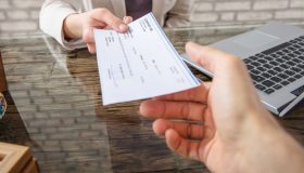 Manovra, tornano i voucher per il lavoro occasionale