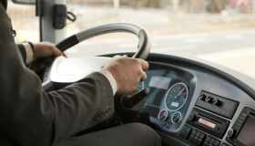 Quanto guadagna un conducente di autobus di linea o da turismo