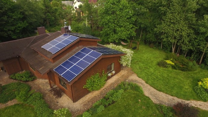 Fotovoltaico, a quanto equivale l’energia verde prodotta in un anno