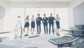 Ricambio generazionale, come favorirlo? Ecco 2 indagini interessanti