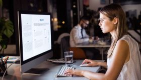 Come funzionano gli straordinari e come vengono pagati