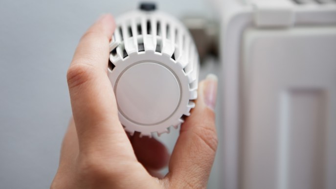 Ecco il decreto razionamento: da ottobre un’ora e un grado in meno