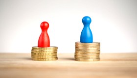 Solo quattro donne tra i 100 manager più pagati d’Italia: ecco quanto guadagnano