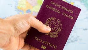 Quali sono i documenti, i costi e le tempistiche per il rinnovo del passaporto