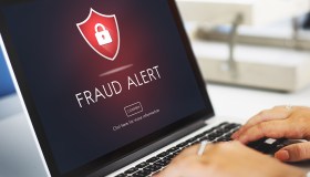 Come e quando effettuare una denuncia alla Polizia Postale