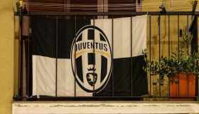 La Juve stoppa gli stipendi ai giocatori: le ragioni oltre il Covid-19