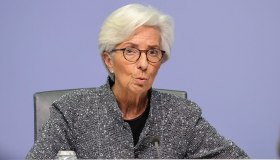 Incubo tassi, da Davos Lagarde “falco”: avanti su rialzi