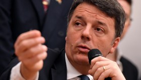 Renzi, accordo con la Meloni: soglia Europee al 3% per restare a galla