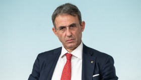 “Supereremo questa crisi solo se ripartiamo dall’ambiente”: intervista al Ministro Costa