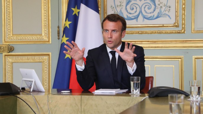 Pensioni, la lezione di Macron: “Accetto impopolarità, ma riforma andava fatta”
