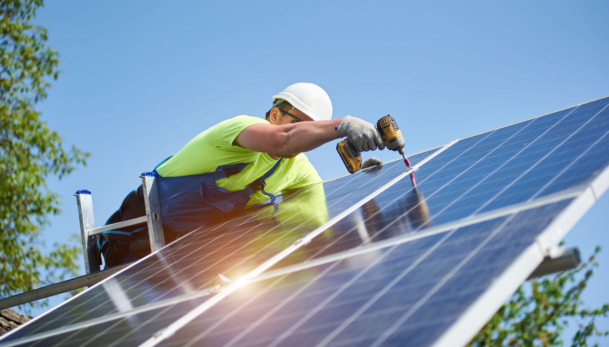 Prezzi energia, cos’è la greenflation e perché se ne parla