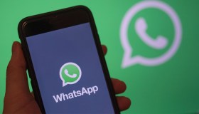 Truffa Whatsapp, messaggio sospetto segnalato dagli utenti