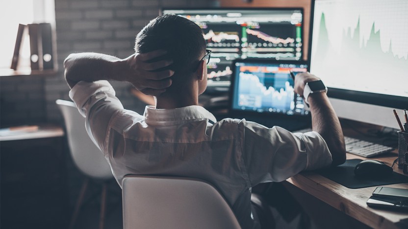 Borsa, titoli e azioni su cui investire nei prossimi 10 anni