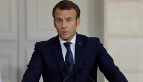 Passa riforma pensioni di Macron. Esplode la rabbia dei francesi
