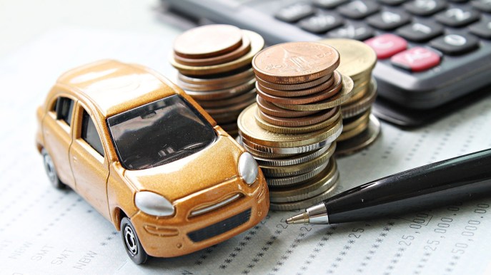Assicurazioni auto: la polizza a consumo conviene? Ecco come funziona