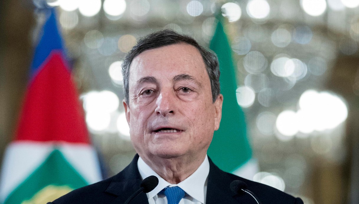 Quanto guadagna Mario Draghi: stipendio e patrimonio del premier incaricato