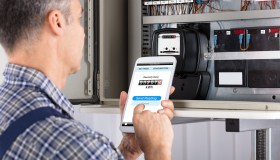 Come richiedere l’allacciamento della luce