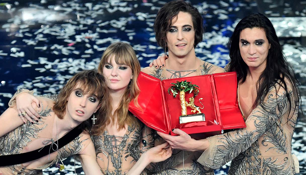 Sanremo 2021: quanti soldi guadagna il vincitore e quanto valgono i premi