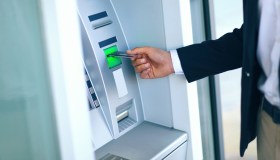 Banche, rivoluzione ING: stop ai contanti, chiudono tutti gli ATM e le casse automatiche
