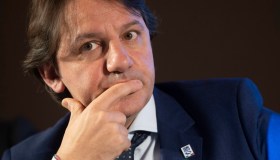 Pensioni a 62-63 anni, poi scalone fino a 67 anni: come funziona il sistema a doppia uscita