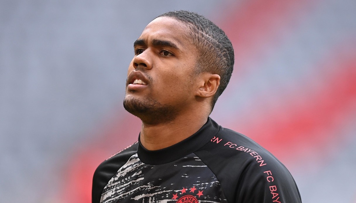 Quanto guadagnava Douglas Costa alla Juventus e perché è stato ceduto gratis al Gremio