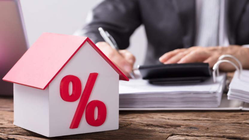 Mutui, volano i tassi: stangata in arrivo per chi compra casa