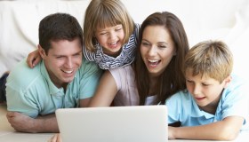 Assegno unico Inps: da febbraio rivalutazione dell’8,1%