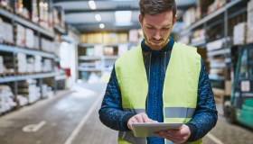 Storica azienda italiana venduta ai francesi: le cifre dell’affare