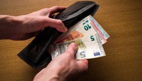 Vola la pressione fiscale in Italia: è la più alta d’Europa