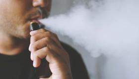 Perché Philip Morris cambia settore e fa smettere di fumare i suoi clienti