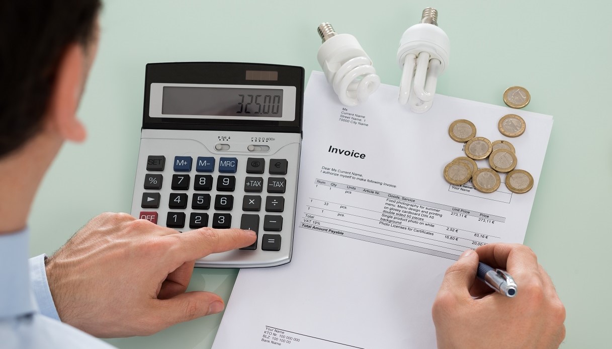 Bonus bollette, come vedere se è presente quando le paghiamo