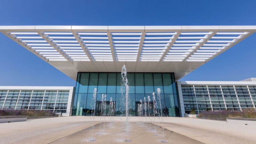 Philip Morris International investe in Italia 600 milioni di euro in tre anni