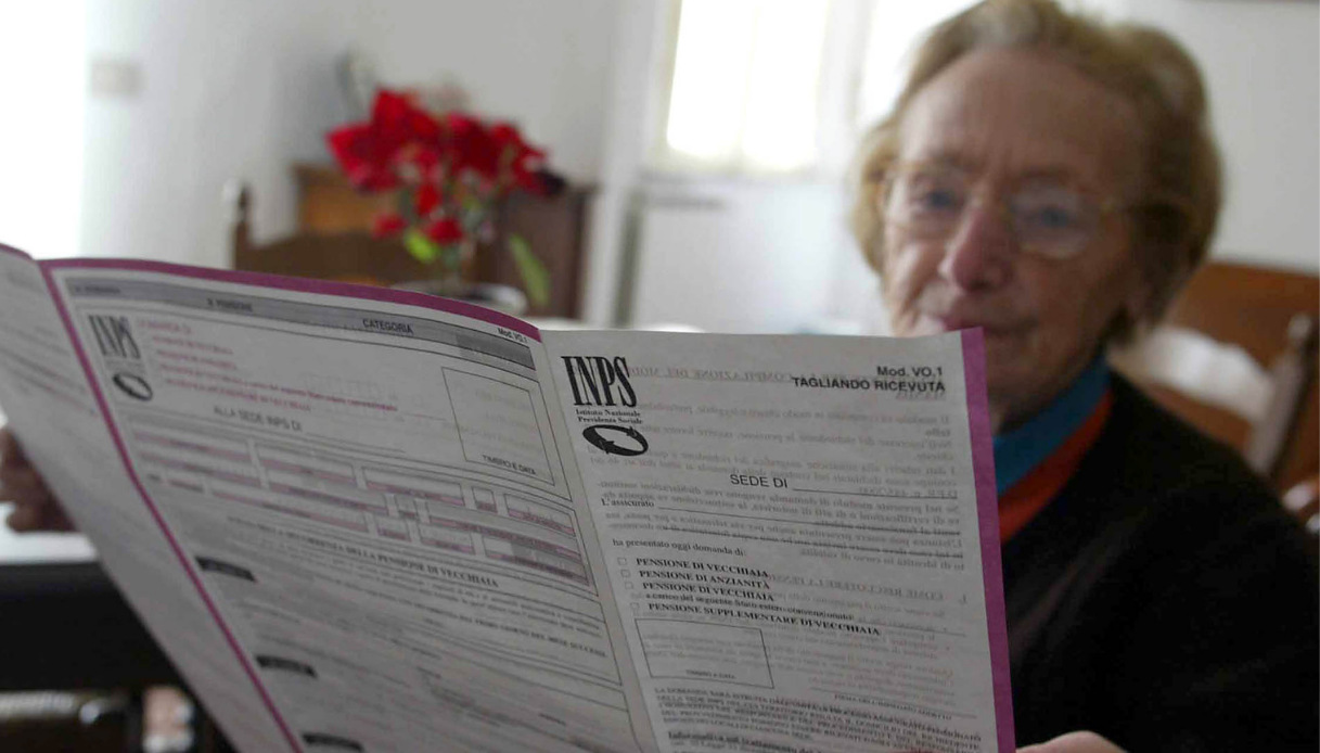 Pensioni, assegni più bassi: i possibili rimedi del governo
