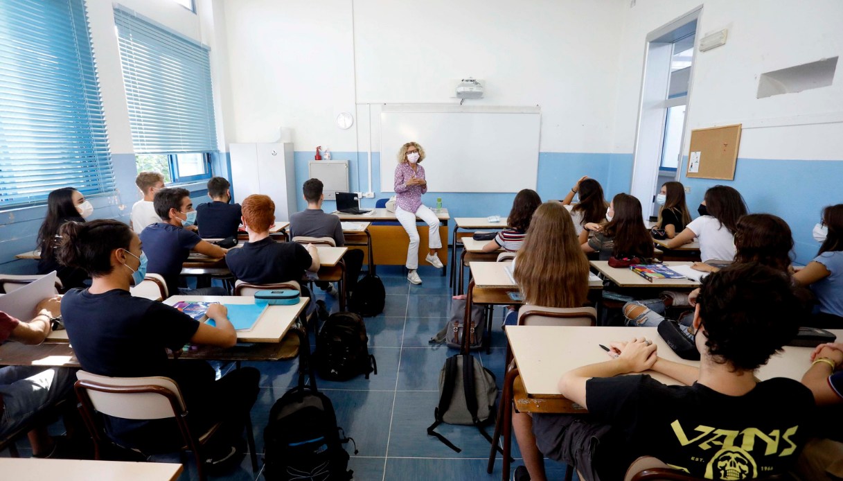 Scuola, arriva la figura del docente esperto: chi è, cosa fa e quanto guadagna