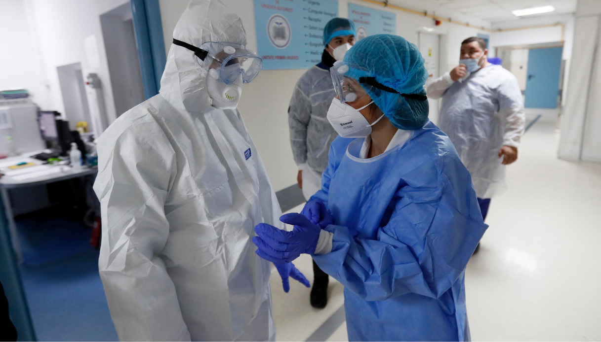 Omicron, attenzione a questi nuovi sintomi “spia”