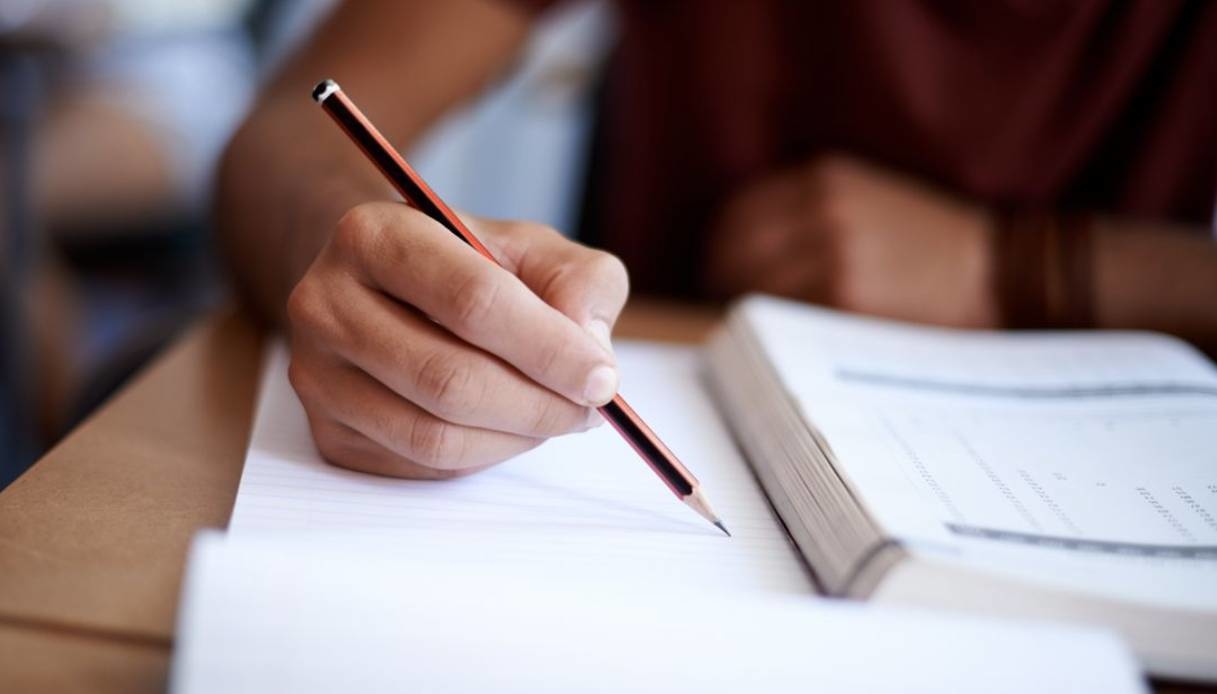 Maxi concorso Regione Sicilia, 1024 posti per laureati e diplomati: requisiti, prove e date