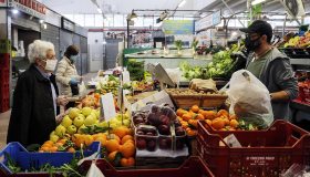 SOS pesticidi in questi frutti: ecco quelli da non comprare