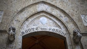 Il MEF e la partita MPS: far cassa subito o attendere?