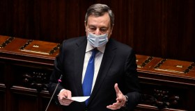 Meno illuminazione pubblica, stretta su riscaldamenti. Il piano del governo