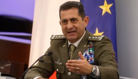 Il ritorno del Generale Figliuolo segna la tregua tra Meloni e Salvini. Ecco cosa farà