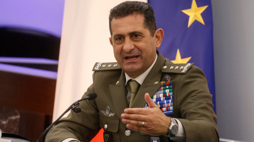 Obbligo vaccinale al via: il piano di Figliuolo per 2 milioni di italiani