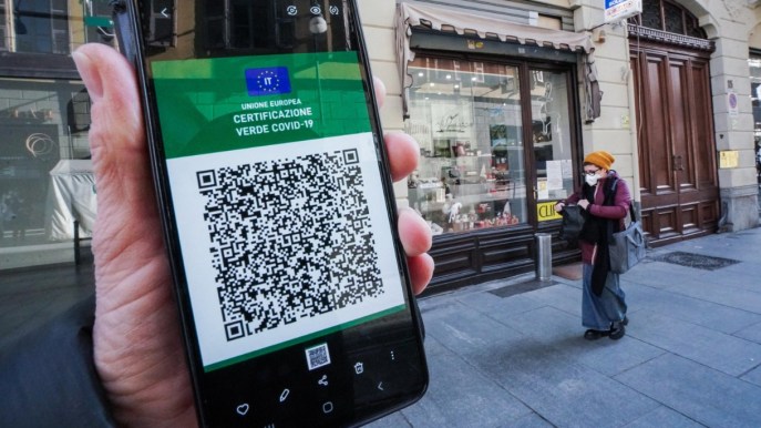 Green pass senza durata per chi ha il booster, si apre una fase nuova