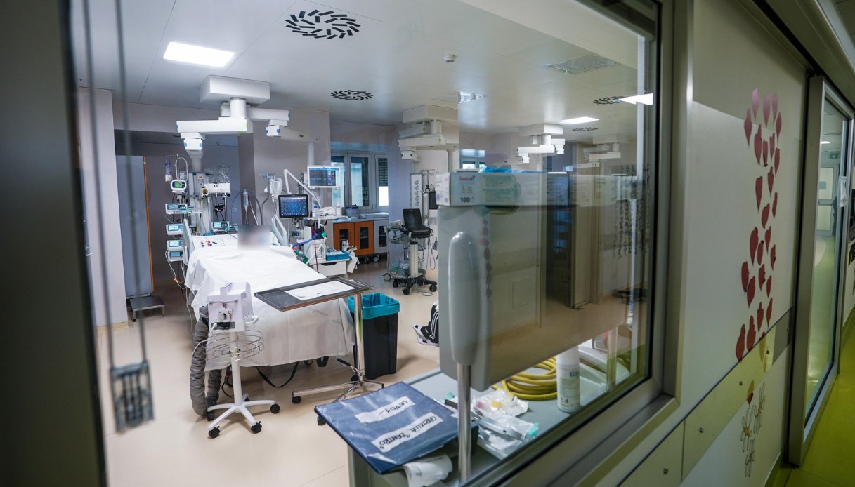 Lorenzo, morto di Covid a 10 anni. I sintomi della rabdomiolisi e i dati allarmanti sui bambini