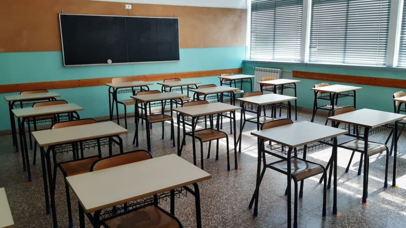 Rientro a scuola a gennaio, vacanze allungate? Cosa ha deciso il Governo