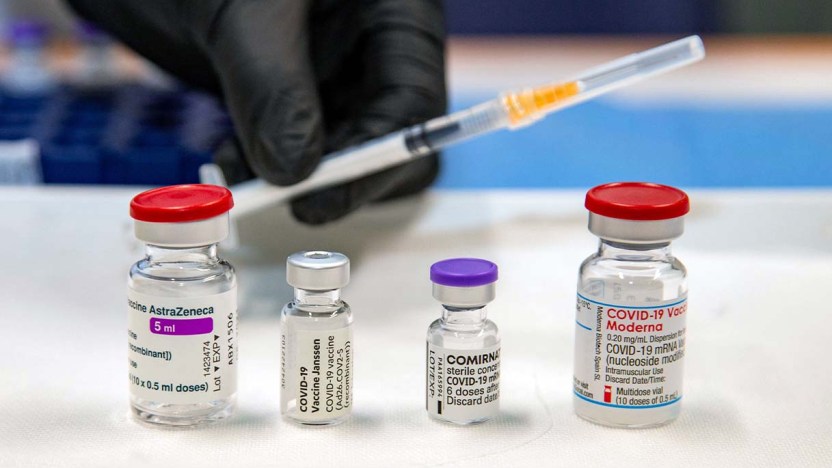 Le bufale sul vaccino generano milioni di euro: chi li guadagna