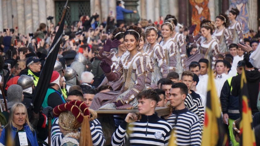 Arrivano le vacanze di Carnevale: quando chiudono le scuole in ogni regione
